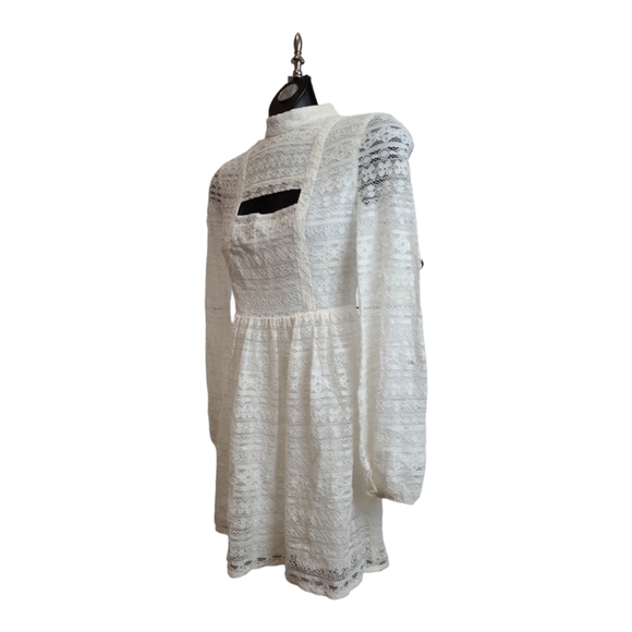 BCBGeneration sheer Lace Long Sleeve cutouts cream mini dress lined flare 0 - Picture 3 of 16